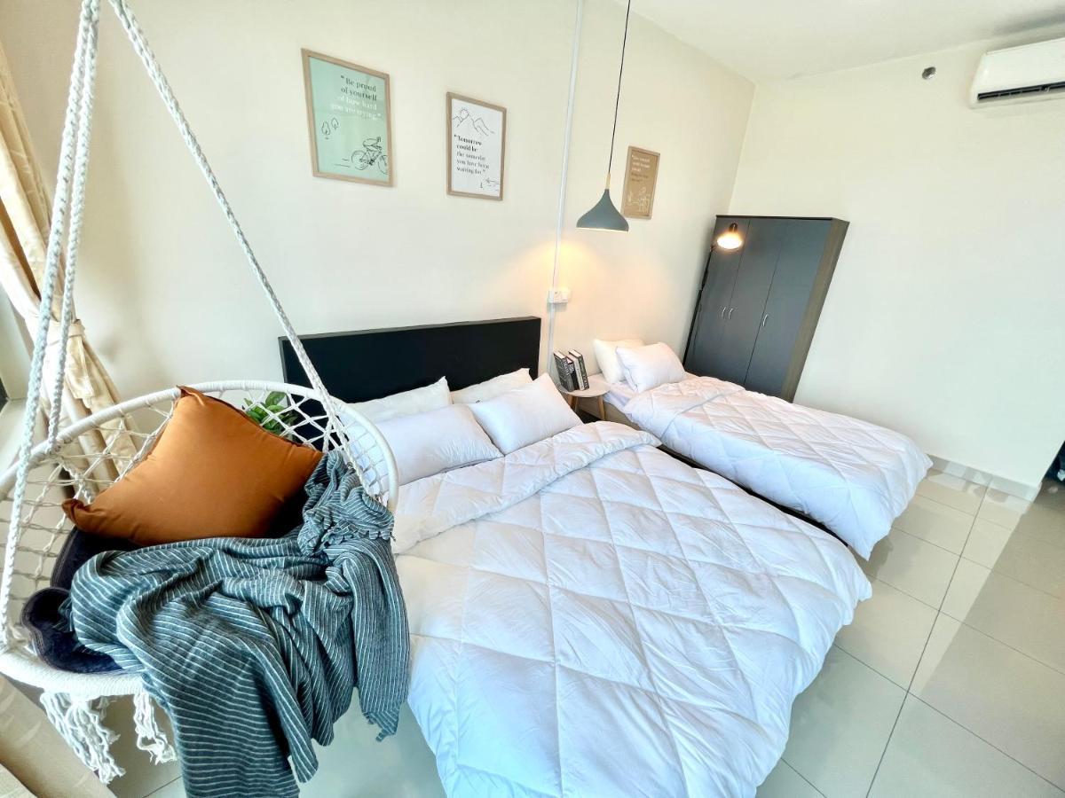A 1-4 Pax Cozy Studio Tv Box Pool 100Mps Wifi 3 Bed Trefoil Setia Alam Luaran gambar